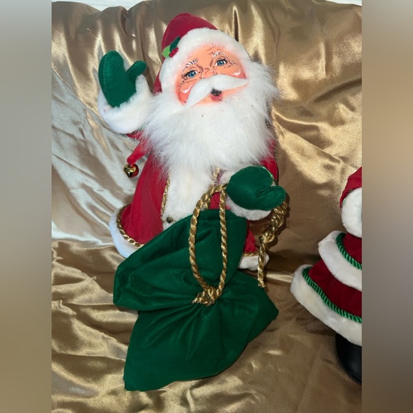 ANNALEE 18" Santa Claus & Mrs. Claus Jinglebell Christmas Dolls, Mobilitee, 2006 - Picture 5 of 10